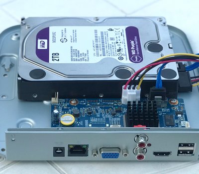Síťové záznamové zařízení osazené 2TB HDD WD